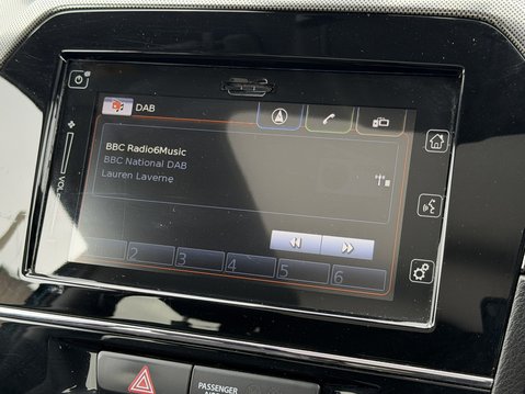 Suzuki Vitara 1.4 Boosterjet SZ5 5dr Auto 26