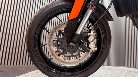 KTM Duke 2018 33K SPARES OR REPAIR PROJECT BIKE 790CC NAKED 17