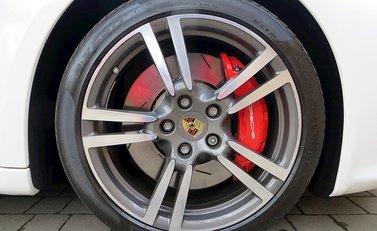 Porsche Panamera Turbo 9