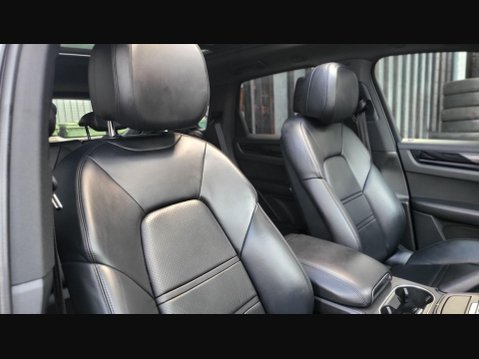 Porsche Cayenne V6 19