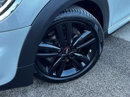 Mini Hatch 1.5 Cooper Sport Auto 3dr 3