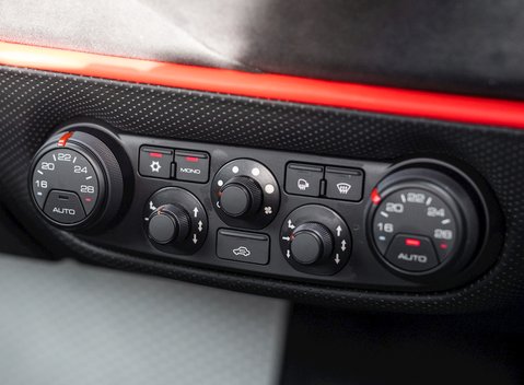 Ferrari 488 Pista 16