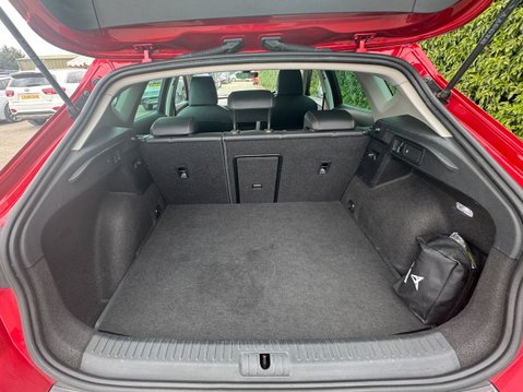 Cupra Formentor 1.4 eHybrid 12.8kWh V1 SUV 5dr Petrol Plug-in Hybrid DSG Euro 6 (s/s) (204 10