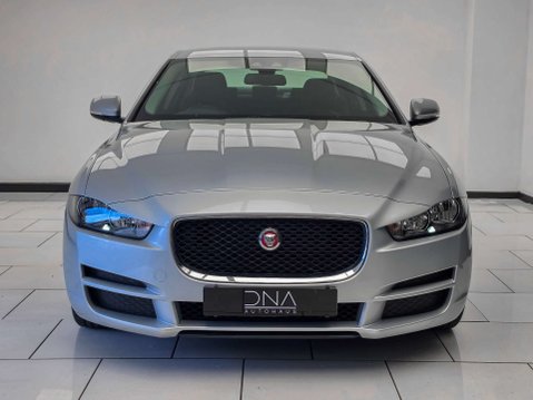 Jaguar XE 2.0 XE SE D 4dr 12