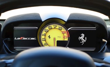 Ferrari LaFerrari 3