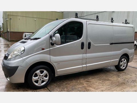 Vauxhall Vivaro 2.0 2900 CDTi Sportive Panel Van 4dr Diesel Manual FWD L3 (195 g/km, 113 bh 13