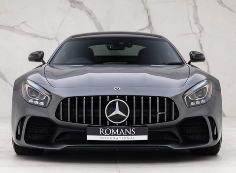 Mercedes-Benz G Series AMG GT R PREMIUM 16