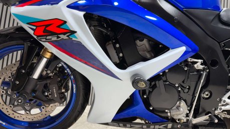 Suzuki GSX-R GSXR600 2008 K7 ONLY 14K NEW MOT 600CC SUPER SPORT 26