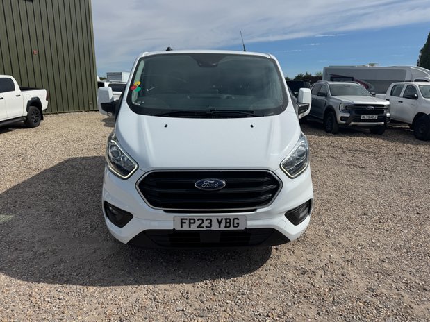 Ford Transit Custom SWB L1H1 Low Roof Limited 280 Air Con Alloys Sensors Cam EURO 6 3