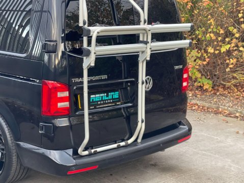 Volkswagen Transporter 2.0 TDI T28 BlueMotion Tech Highline FWD SWB Euro 6 (s/s) 5dr 39