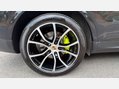 Porsche Cayenne 3.0 Cayenne V6 E-Hybrid Auto 4WD 5dr 43