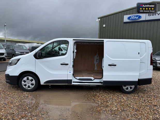 Renault Trafic LWB L2H1 Low Roof Advance LL30 Air Con Sensors EURO 6 13