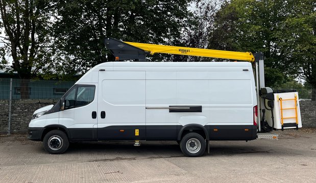 Iveco Daily 3.0D HPI 18V Business 70C 4100 LWB c/w Versalift 2200mm Access Platform