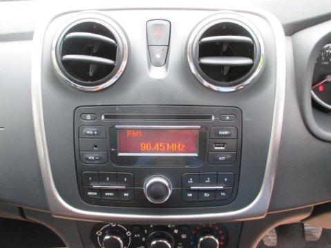 Dacia Logan 0.9 TCe Laureate Euro 6 (s/s) 5dr 20