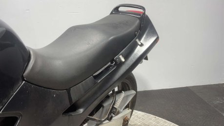 Kawasaki ZZR 1991 CLASSIC SPORTS TOURER PROJECT BIKE SPARES OR REPAIR 600CC 10