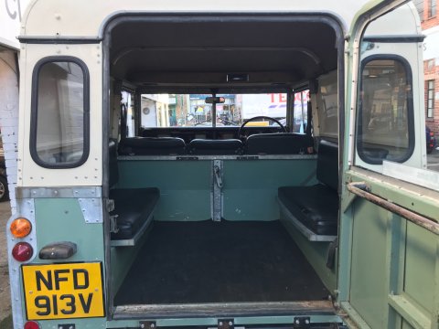 Land Rover 88 Series III 4 CYL 9