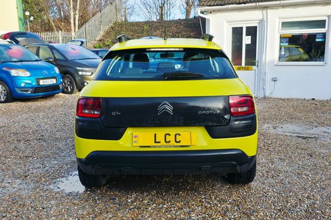 Citroen C4 Cactus 1.2 PURETECH FEEL..1 LADY OWNER..7 SERVICES LAST ONE @ 47K.. £20 R/TAX 7