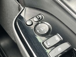 Honda CR-V 2.0 CR-V SR i-MMD 4x2 CVT 5dr 68