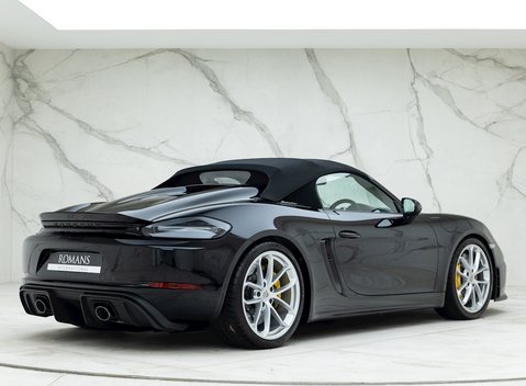 Porsche 718 Boxster Spyder 9