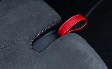 Aston Martin Vantage F1 EDITION 19
