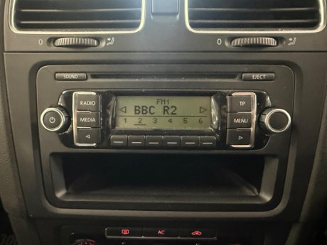 Volkswagen Golf 1.2 TSI S Euro 5 5dr 24