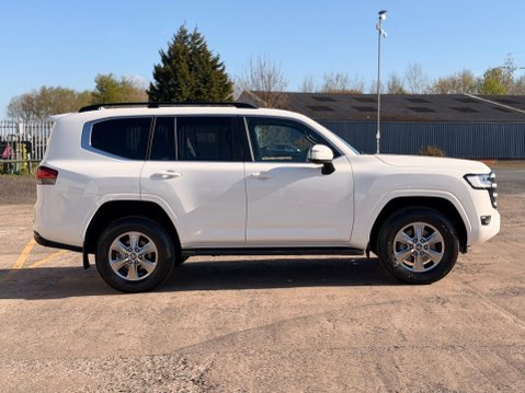 Toyota Land Cruiser 300 Series VX 3.3 V6 T Diesel 7 Seats 18