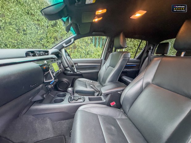 Toyota Hilux Invincible X | AUTO | D-4D | Camera | Nav | 2.8 LT | No VAT| 13