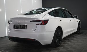 Tesla Model 3 RWD GROK AI Rear Screen Heated & Vented Seats Premium Sound One Owner VAT Q 10