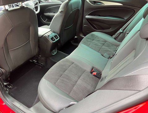 Vauxhall Insignia 1.5 Insignia Ultimate Nav TD 5dr 43
