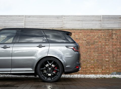 Land Rover Range Rover Sport 5.0 SVR 24
