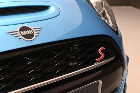 Mini Convertible 2.0 Cooper S Sport Auto 2dr 24
