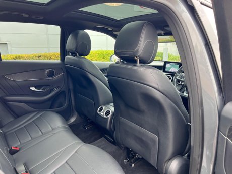 Mercedes-Benz GLC 2.1 GLC250d AMG Night Edition G-Tronic+ 4MATIC Euro 6 (s/s) 5dr 37