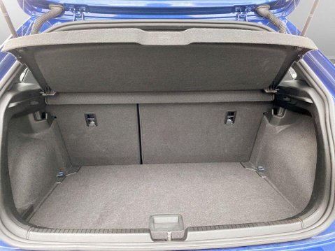 Volkswagen Polo 1.0 TSI R-Line Hatchback 5dr Petrol DSG Euro 6 (s/s) (95 ps) 42