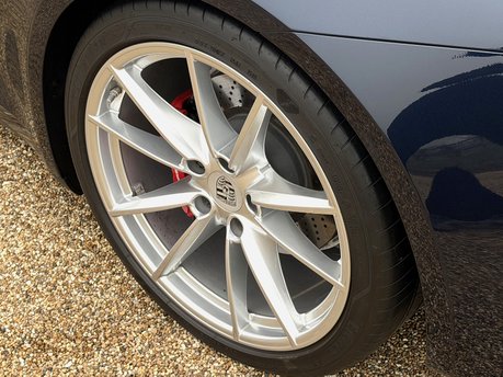 Porsche 911 CARRERA 4S PDK 31