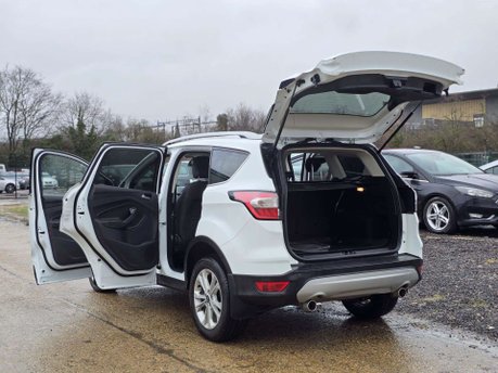 Ford Kuga 2.0 TDCi Titanium SUV 5dr Diesel Powershift AWD Euro 6 (s/s) (180 ps) 9