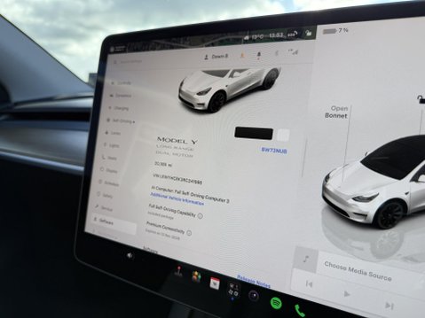 Tesla Model Y (Dual Motor) Long Range SUV 5dr Electric Auto 4WDE (384 bhp) 39