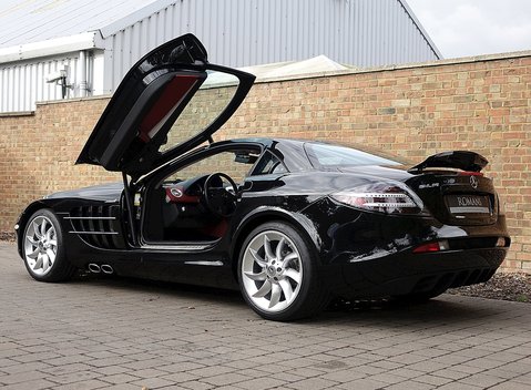 Mercedes-Benz SLR McLaren 12