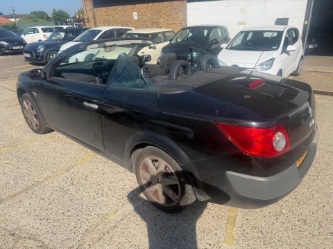 Renault Megane 1.6 VVT Dynamique 2dr 4