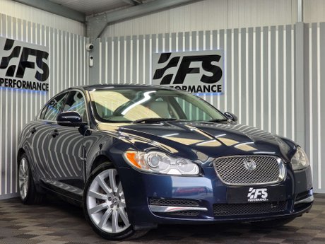 Jaguar XF 3.0d V6 Premium Luxury Saloon 4dr Diesel Auto Euro 5 (240 ps) 44
