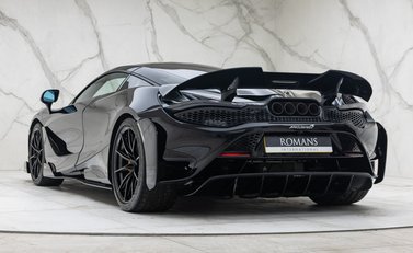 McLaren 765LT 10