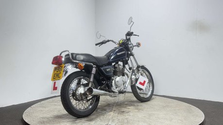 Suzuki GN 1996 CLASSIC 125CC PROJECT BIKE SPARES OR REPAIR LEARNER BIKE 2