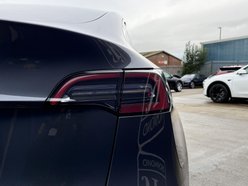 Tesla Model Y (Dual Motor) Long Range SUV 5dr Electric Auto 4WDE (384 bhp) 19