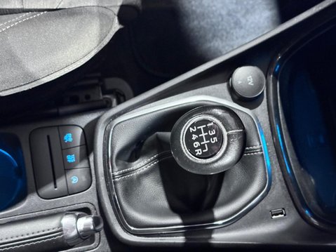 Ford Puma 1.0T EcoBoost MHEV Titanium Euro 6 (s/s) 5dr 18