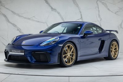 Porsche Cayman GT4 (718)