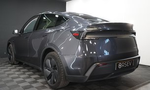 Tesla Model Y PREMIUM LONG RANGE RWD White Interior No Luxury Tax Available Now! 1 Owner 3