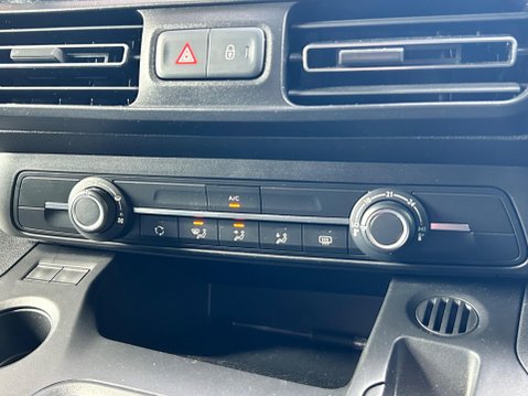 Citroen Berlingo BLUEHDI FEEL M S/S 29