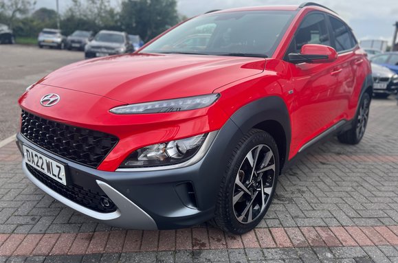 Hyundai KONA T-GDI PREMIUM MHEV 11