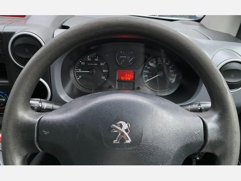 Peugeot Partner 1.6 BlueHDi 744 S Crew Van 6dr Diesel Manual L2 (113 g/km, 100 bhp) 37