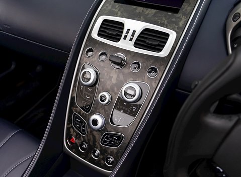 Aston Martin Vanquish S Volante 20