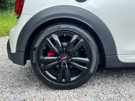 Mini Hatch 2.0 John Cooper Works Auto 3dr 13